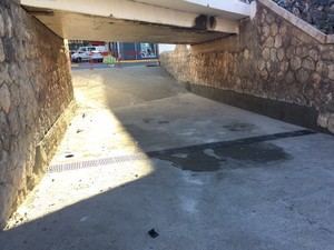 Gádor ultima las obras de “La Puente” que mejoran el paso subterráneo bajo las vías del tren