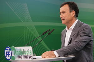 Venzal: “Díaz debe pedir a Sánchez que se abstenga con unos PGE beneficiosos para Andalucía”