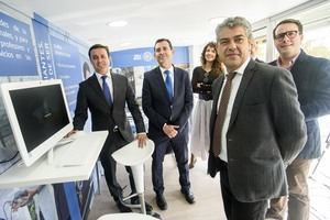 Un bus acerca a toda la provincia los servicios de la Universidad de Almería
