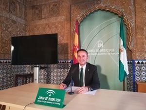 La Junta aumenta hasta el 70% de la inversión las ayudas para cambios de ventanas y aislamiento de edificios
