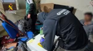 Secuestrado en un narcopiso mientras le "limpian" las cuentas bancarias