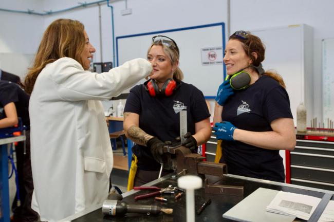 Las mujeres representan solo el 9.44% en FP STEM