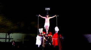 Emoción y fervor en la representación viviente de la Pasión de Cristo