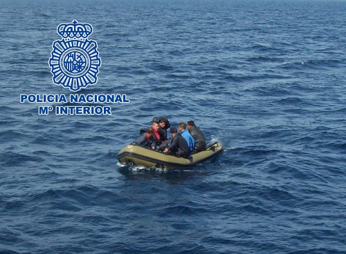 Detenido el patrón de una patera de la que desaparecieron en el mar 7 personas
