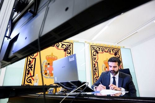 Fernández-Pacheco aplaude que el Fondo Social de Impulso y Recuperación Económica suba a 5.000 MM