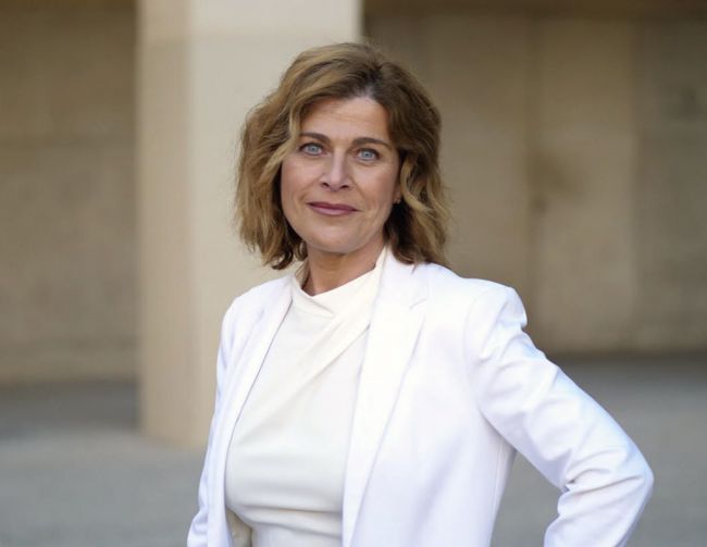 Paola Laynez niega que quiten el local a la asociación de Regiones