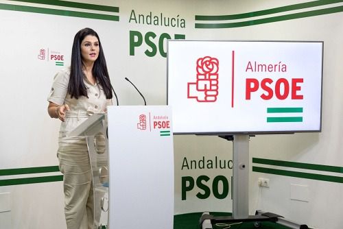 Noemí Cruz dice que la Junta aporta 'cero euros' a la UAL y luego reconoce 3,4 millones