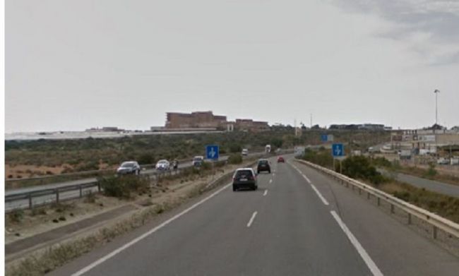 Una colisión entre tres turismos se salda con seis heridos en El Ejido