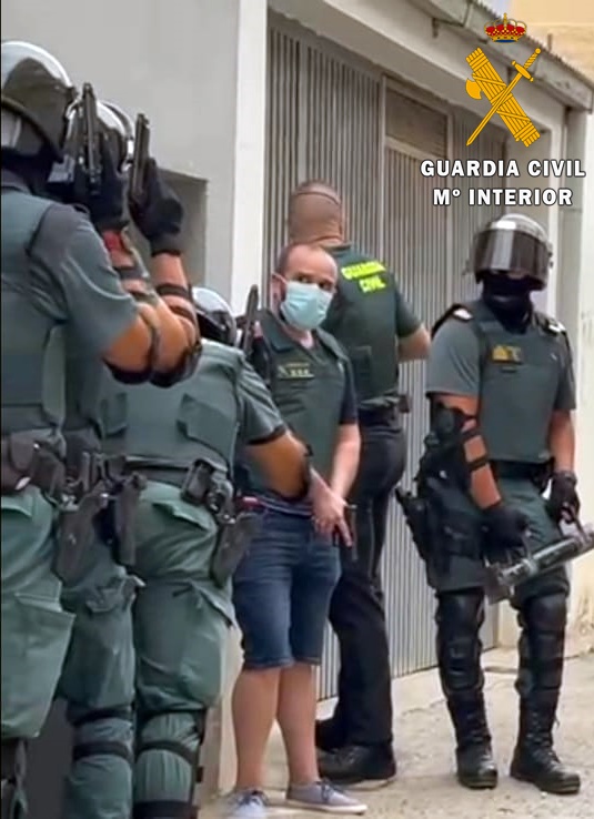 Cuatro detenidos por extorsión, detención ilegal y lesiones