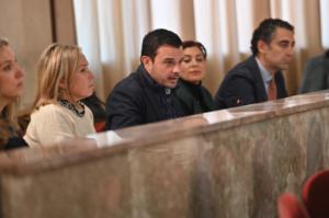 El Ayuntamiento de Almería rechaza el supermercado público para proteger al pequeño comercio