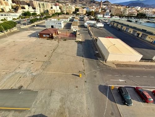 La Junta recibe 37 ofertas para remodelar la explanada del puerto de Adra