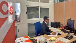 Cazorla "castiga" al PP votando contra los presupuestos municipales