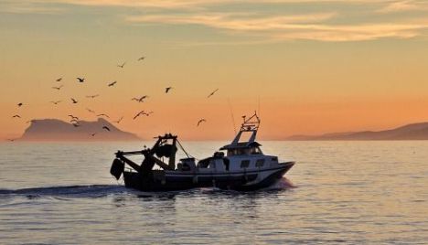 Los pescadores vuelven al mar pero decepcionados con el Gobierno
