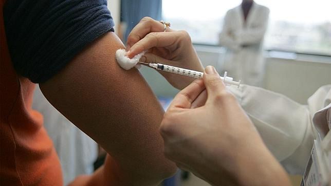 La Junta persigue reducir a cero los casos de meningitis en la edad infantil y juvenil