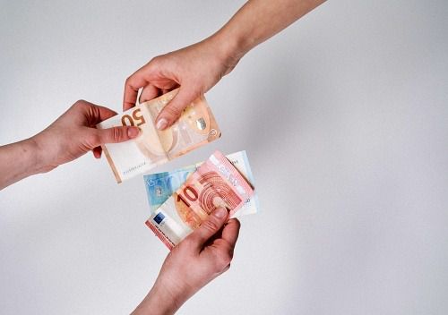 ¿Cuánto dinero se puede pedir en un préstamo rápido?