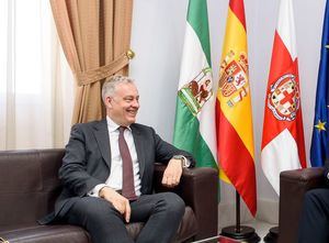 Los británicos que eligen Almería son los mayores de 50 años
