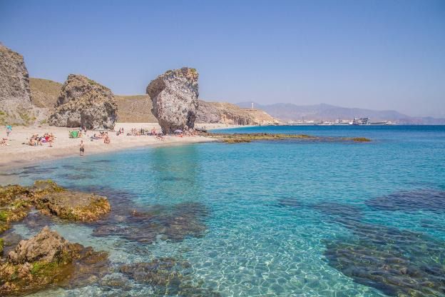 Las aguas de baño almerienses mantienen niveles de calidad aptos