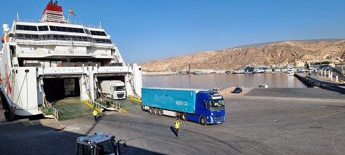 Almería es la segunda en exportaciones tras crecer el 21% Almería es la segunda en exportaciones tras crecer el 21%