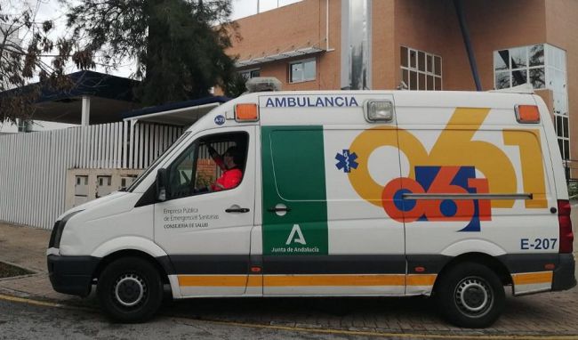 Un accidente de tráfico deja una muerta y dos personas en UCI