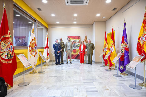 21 banderas históricas de España en el Mesón Gitano