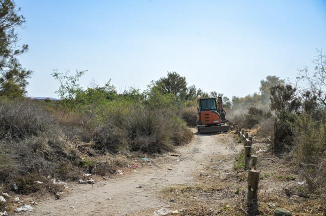Mejoran sendero entre Costacabana y El Alquián