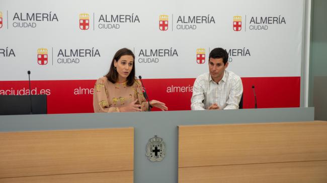 Ayuntamiento y Ecovidrio animan al reciclaje de vidrio en la Feria