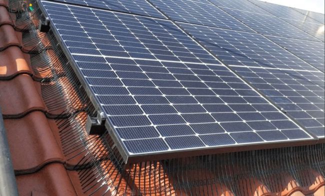 El edificio de la Policía Local tendrá placas solares