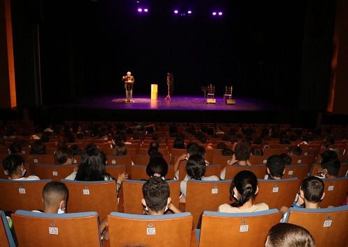 La industria cultural en Almería factura más que en Sevilla