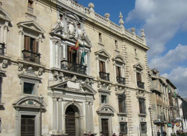 Nuevo embrollo judicial en el caso del hotel Algarrobico