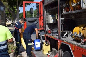 Incendio controlado en el consorcio de residuos de Albox