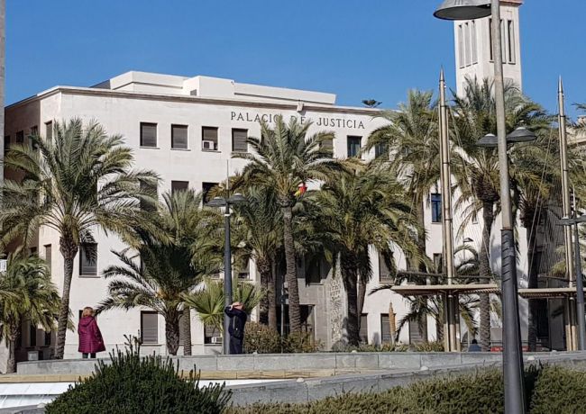 La Audiencia de Almería niega la suspensión de la pena a un multirreincidente drogadicto