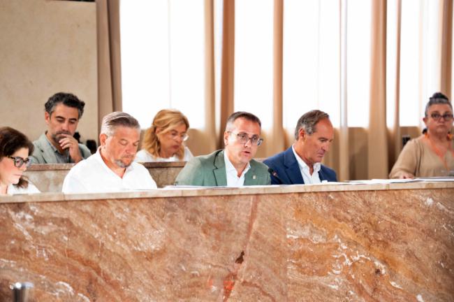 Ayuntamiento de Almería exige reforma penal urgente contra fraude eléctrico