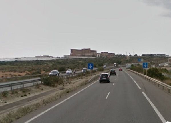 Corte de carril en la A-7 por obras de mantenimiento Corte de carril en la A-7 por obras de mantenimiento