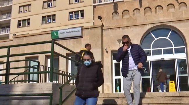 La mascarilla ya no es obligatoria en los centros sanitarios