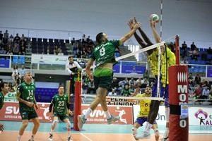 Unicaja Costa de Almería cierra la fase regular con una victoria brillante sobre Guaguas