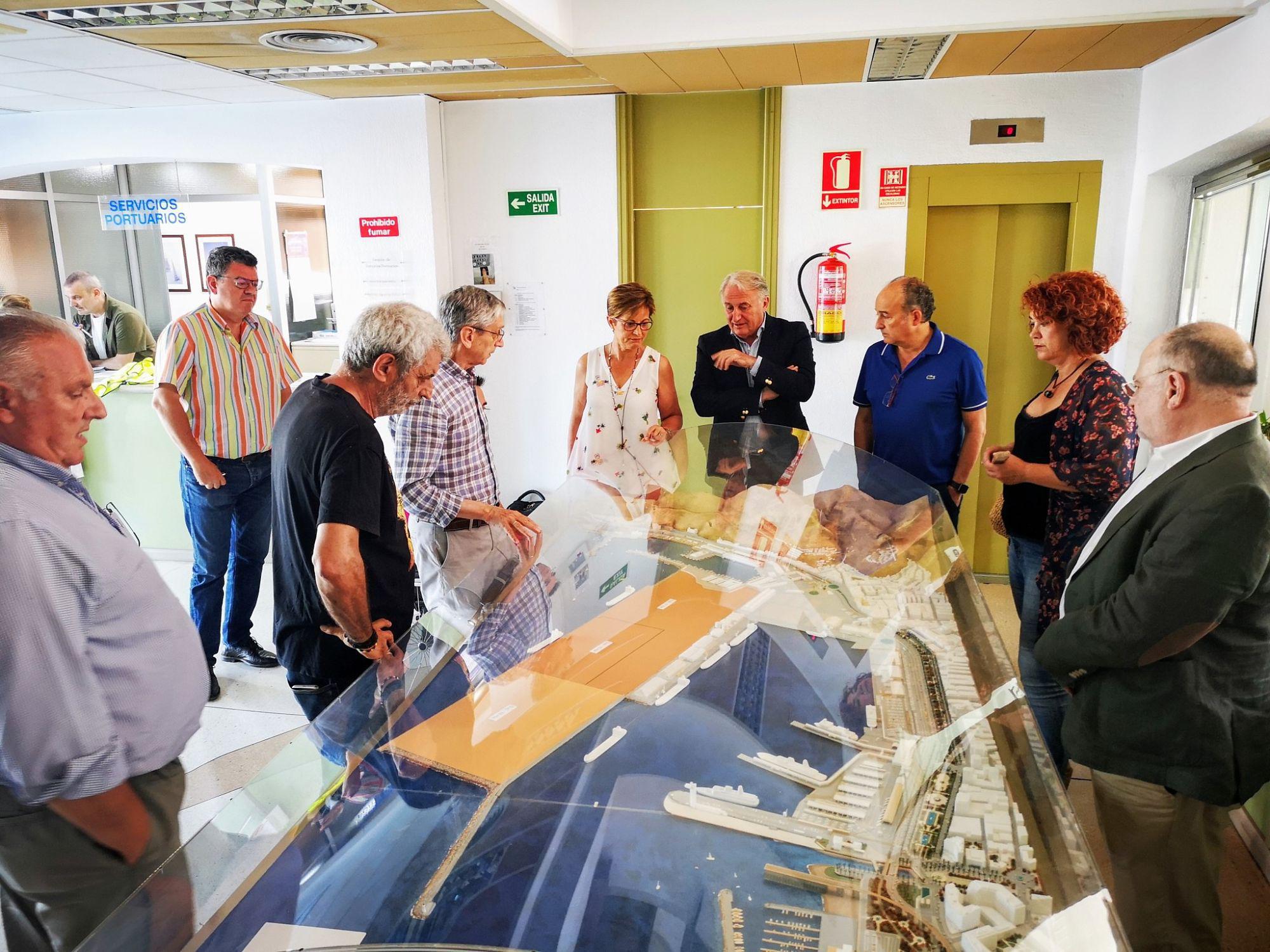 Caicedo y Bahía Almeriport explican sus proyectos al GMS del Ayuntamiento de Almería