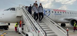 PP de Almería exige declarar vuelo con Madrid como servicio público