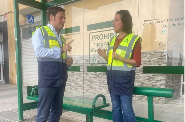 La Junta invierte más de 50.800 euros en paradas de Almería