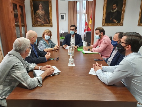El Ayuntamiento y el Consejo Pro Salud Mental estrechan lazos por una Almería más sana