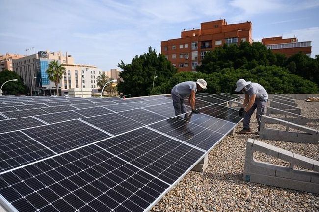 La Junta anima a participar en unas jornadas sobre comunidades solares y energéticas