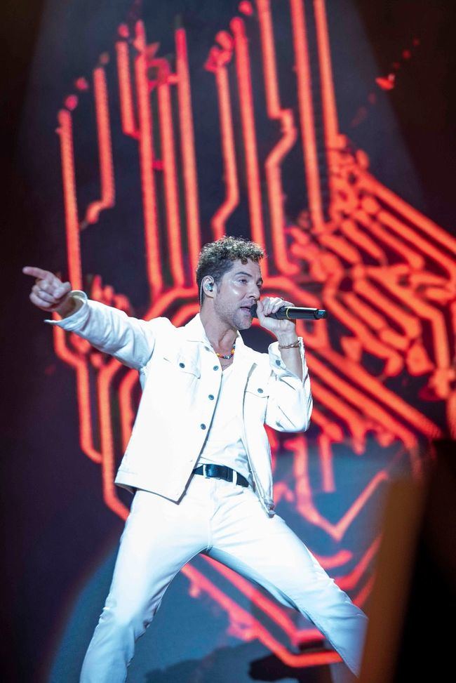 David Bisbal vuelve a casa... casi por Navidad