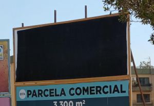 IU El Ejido denuncia vallas que incitan al odio: “El Ejido no puede retroceder 25 años”