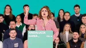 Montero insta al PP a apoyar el decreto 'omnibus' mientras Gamarra critica a Sánchez