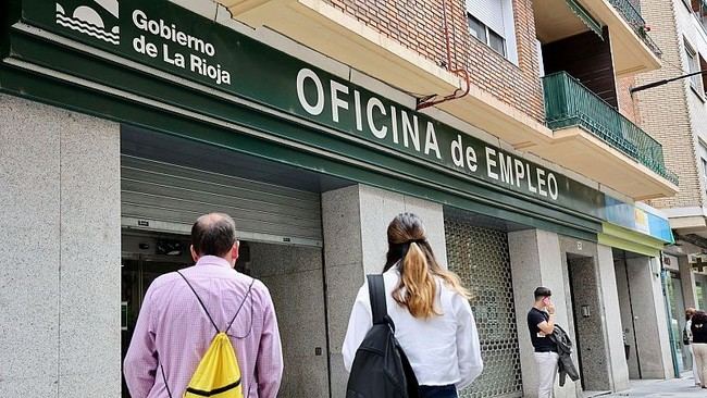 España registra 161.491 nuevos empleos en marzo y reduce el paro a su mínimo en 17 años