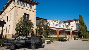 Freixenet reducirá su plantilla en 180 empleados en España