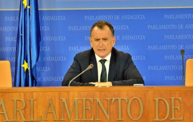 Venzal critica la 'normalización del disparate' en el Gobierno de España