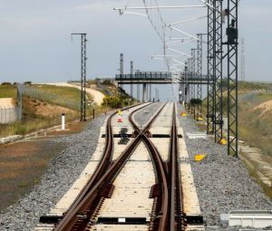 El Gobierno impulsa la alta velocidad en Almería con la licitación de desvíos clave para el tramo Lorca-Vera