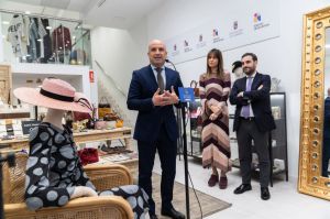 Cierre de showroom Talento Almeriense navideño con gran afluencia