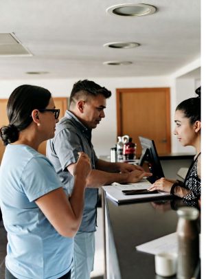 El análisis de telefonía móvil desvela que el turismo en Almería duplica las cifras oficiales de los hoteles