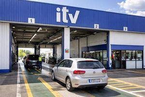La Junta de Andalucía decreta el cierre de centros de ITV por Kristin